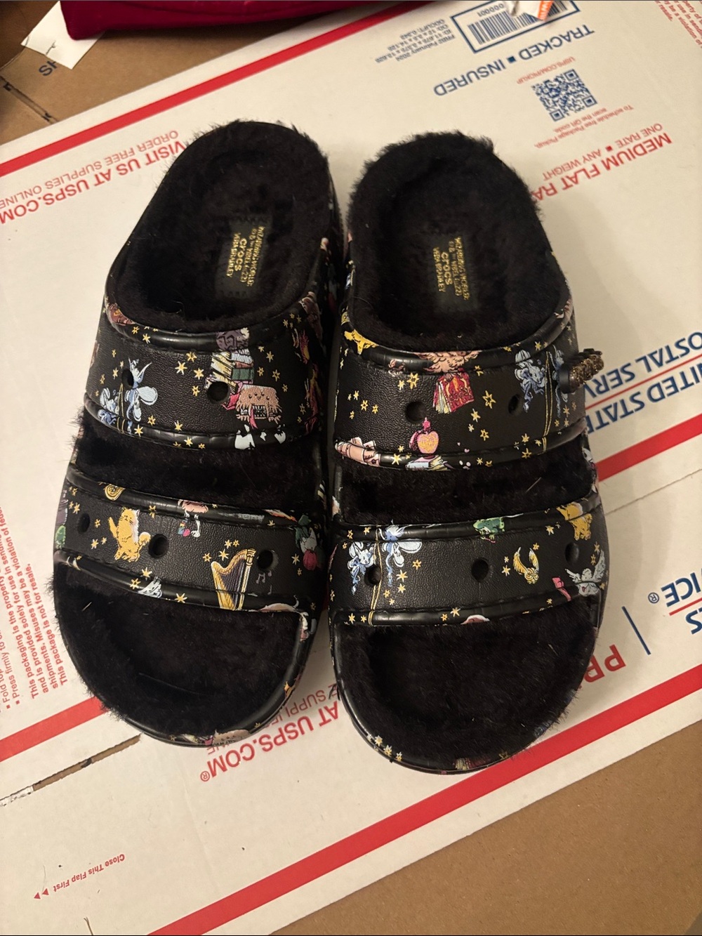 CROCS and VeraBradley Wizarding Slides Sandals